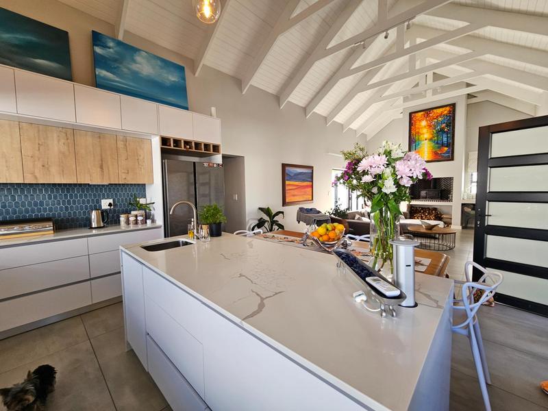 3 Bedroom Property for Sale in Britannia Bay Western Cape